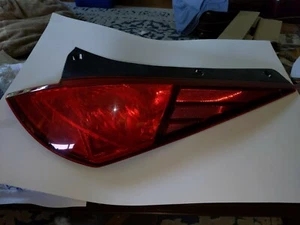 03-05 FAIRLADY Z USED NISSAN 350Z OEM TAIL LIGHT RIGHT SIDE!  - Picture 1 of 12