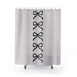 Schicker hellgrauer Duschvorhang mit schwarzen Schleifen - elegante Wohn- & Baddekoration - Bild 1 von 5