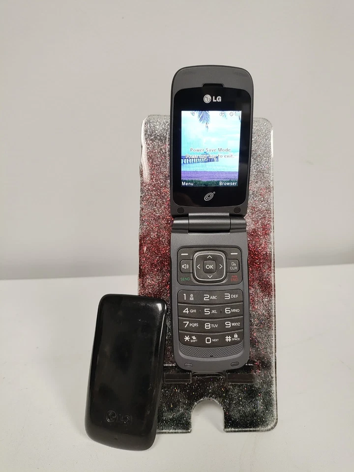 LG 235C TracFone Flip Phone CLEAN ESN Tested Powers On - Image 1 of 4