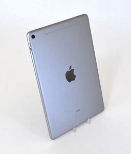 Apple iPad Pro A1674 128GB Network Unlocked Space Gray - Heavily Scratched - Picture 1 of 3