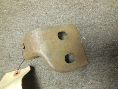 NOS 1977 1978 1979 Lincoln Versailles Rear Bumper Isolator & Bracket LH - Image 1 of 2