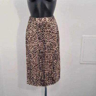H&M Pleated Leopard Print  Skirt Size XS BNWT - Image 1 of 4