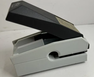 Paper Embosser - Picture 1 of 3