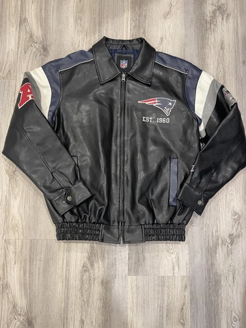 New England patriots NFL graphic vinyl leather look heavy jacket Medium Cover