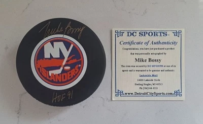 *MIKE BOSSY* Firmado e Insc "HOF '91" New York Islander Juego Oficial Puck Certificado de Autenticidad DC Foto 1 de 4