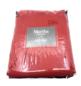 Martha Stewart Easy Care Soft Fleece Blanket Full/Queen Scarlet Red NIP - Picture 1 of 4