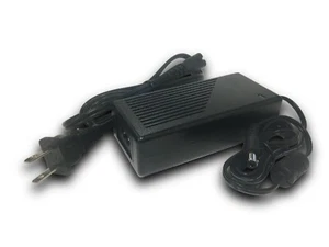 Adaptador de alimentación de repuesto Vantec para concentrador USB3.0 de 13 y 10 puertos - Imagen 1 de 3