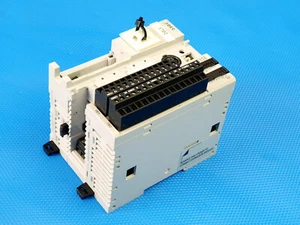 IDEC FC4A-HPC3 Programmable Controller Module IDEC FC4A-D20RS1 - Picture 1 of 5