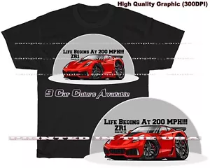 DigiRods Corvette C7 ZR1 Das Leben beginnt mit 200 Meilen pro Stunde Rennen Cartoon Auto T-Shirt - Bild 1 von 5
