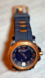 Reloj Aquaswiss Vessel G negro y dorado. Envío gratis - Imagen 1 de 4