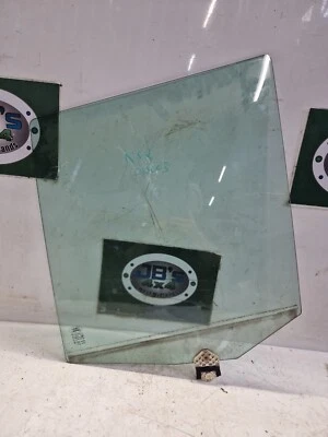 Land Rover Discovery 3 nahe Seite Heck Türglas - Bild 1 von 3