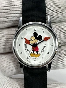 Vintage Mickey Mouse Walt Disney Productions 17 Jewels Wind Up Swiss Works 33MM - Picture 1 of 22