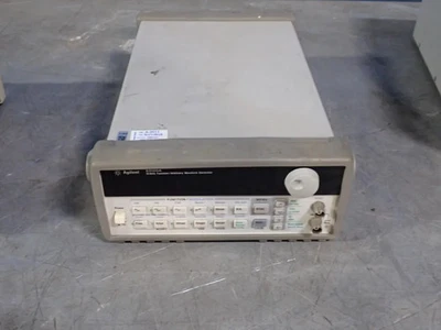 AGILENT TECHNOLOGIES 33120A ARBITARY WAVEFORM GENERATOR  06250410120 - Image 1 of 4