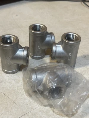 4 NEW TEE 3/4" Class 150 NPT Thread Ends 304 Stainless Steel Pipe Fitting (M2) - Image 1 of 4