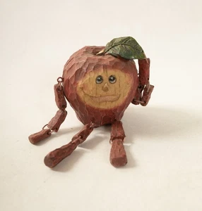 Anthropomorphic Apple Shelf Sitter Figure (UC1/JSF6) Broken Stem Resin Fruit Man - Picture 1 of 8