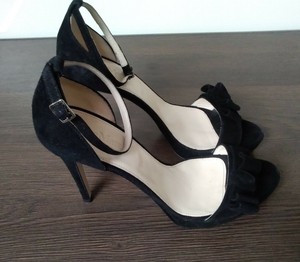 Max Mara Highheels / Pumps  Neu mit Karton  Größe 39,5