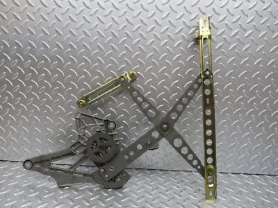 ⚙28016⚙ Mercedes-Benz W123 280E Front Left Power Window Regulator 1237202746 - Image 1 of 4