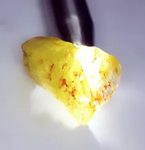 Natural Yellow Beryl Rough 33.12 Ct Loose Gemstone Untreated Rough Certified Gem - Picture 1 of 8