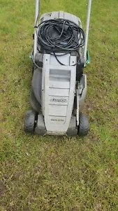 Elektronischer Rassenmähr - Bild 1 von 3