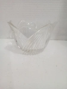 Tulip Shaped BOWL Lead CRYSTAL GLASS 4x6" Candle Holder Plant Pot - Picture 1 of 4