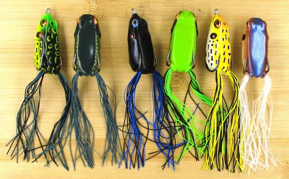 (6) Рыболовная приманка лот Booyah подушечка Crasher Jr и Poppin подушечка Crasher Jr лягушка оптом новый - Изображение 1 из 1