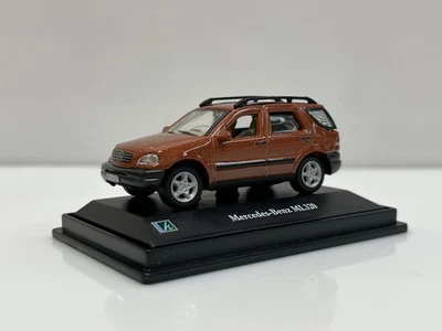 Mercedes ML Class W163 - Cararama Diecast Model - 1:72 - Boxed nr2 - Image 1 of 4