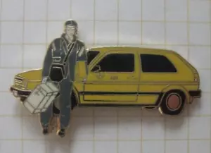 ZUSTELLER MIT VW GOLF / DBP / DEUTSCHE POST ................ Auto-Pin (194k) - Bild 1 von 1