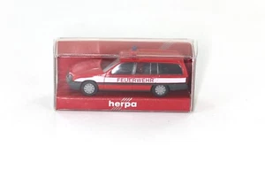 Herpa 4108 Opel Omega A Caravan Feuerwehr - rot - HO 1:87 in OVP - Picture 1 of 5