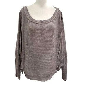 Free People Oversized Waffle Knit Distressed Long Sleeve Sweater Top size Large - Picture 1 of 6