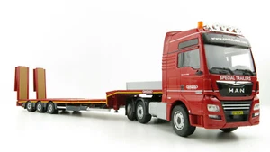 Conrad 76230/0 MAN TGX XXL 6x2 with Nooteboom MCOS-48-03EB Semi Lowloader 1:50 - Picture 1 of 8