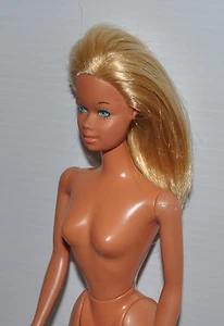 BARBIE 1980-90s DOLL Blond Hair TNT Indonesia MATTEL -rj - Picture 1 of 7