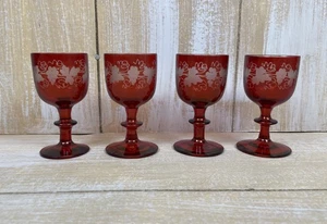 Set Of 4 Bohemian Cranberry Red Etched Grape Leaves Cordial Glasses - Picture 1 of 6