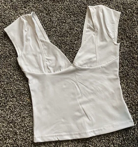 TiulZial - Top da donna a maniche corte con scollo a V e cropped, bianco, taglia small - Foto 1 di 4