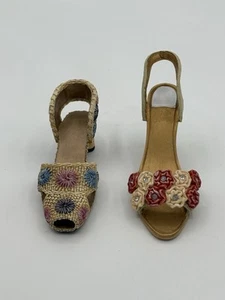 Set of 2 Miniature Ceramic Fancy Designer Shoes-3-4” Each-Fine Details - Picture 1 of 6