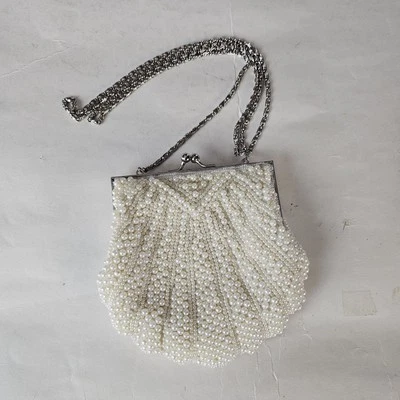 Красивый винтажный Валери Стивенс белый бисером зубчатый раковина поцелуй замок сумочки - Изображение 1 из 4
