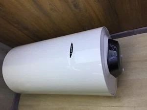 Ariston Warmwasserspeicher Pro1 ECO 100 V 1,8K FR EU (3201959) EEK: B I31744 - Bild 1 von 13