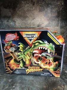 Monster Jam Dueling Dragon Playset with Exclusive Monster Truck 1:64 Spin Master