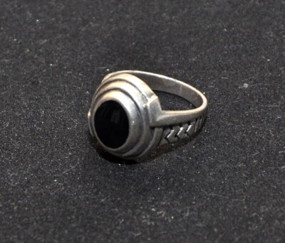 Anello donna  Argento 925  onice nero  anni 60/70  17/18 mm - Immagine 1 di 4