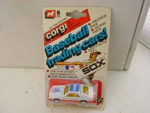 1982 CORGI METTOY #403 FORD MUSTANG COBRA CHICAGO WHITE SOX BASEBALL TRADING CAR - Picture 1 of 3