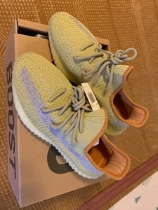 Authentische Adidas YEEZY Boost 350, FX9034, Größe 8, Brandneu In Der Box - Picture 1 of 3