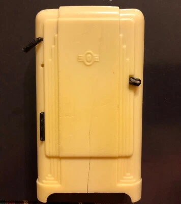 Refrigerador de cocina de casa de muñecas Renwal vintage de los años 40 de plástico marfil de 4" de altura Foto 1 de 3