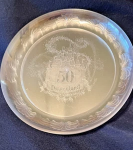 6 Disneyland Resort Park 50th Anniversary VIP Clear Plastic Plates with napkins - Picture 1 of 10