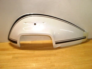 Moto Guzzi California 1400 Left Side Fuel Tank Cover, White, 2B000033000BM - Picture 1 of 9