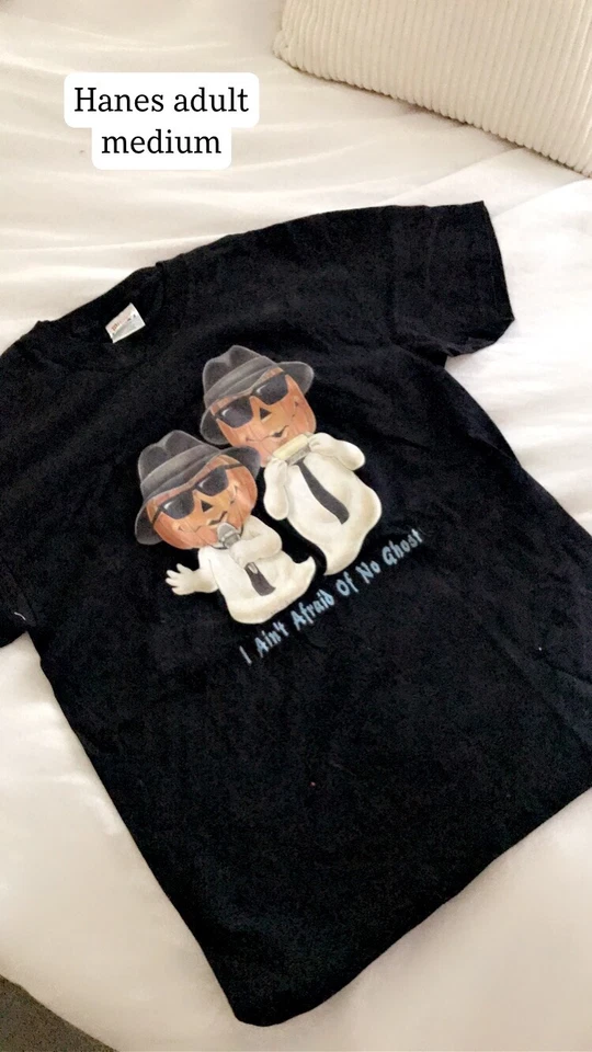 Halloween Tshirt Black Ghost size Hanes Adult medium - Image 1 of 1