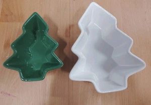 Juego de 2 platos de cerámica para servir en forma de árbol de Navidad blanco y verde... - Imagen 1 de 9