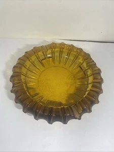 Vintage Large Heavy Amber Glass 7.5" Round Ashtray Preowned Fast Shipping - Picture 1 of 3