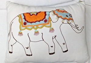 Cuscino multicolore ricamato elefante con copri zip 14 x 10 pollici Boho - Foto 1 di 7