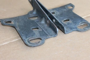 GM G Body Set Of Upper Fender Reinforcement Brackets - Bild 1 von 2