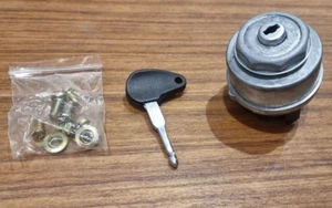 Pair of ignition switches keys Volvo 3031673 Mercedes DAF MAN FREE UK SHIPPING - Picture 1 of 2