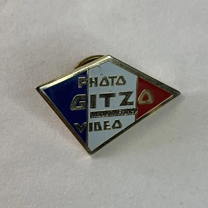 Foto Gitzo Video Hecho en Francia Solapa Sombrero Chaqueta Chaleco Coleccionable Pin Back - Imagen 1 de 4